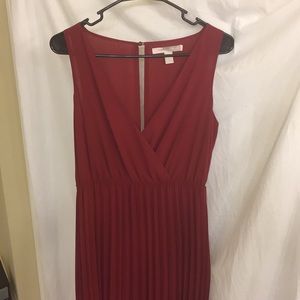 V neck pleated Maxi dress
